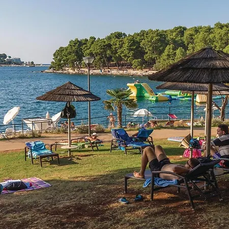 2 Bedroom Beautiful Home In Porec