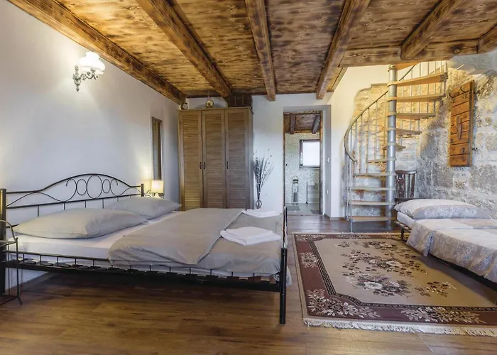 Holiday home Amazing In With Kitchen *